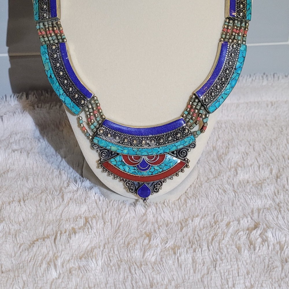 Elegant Multicolor Statement Necklace